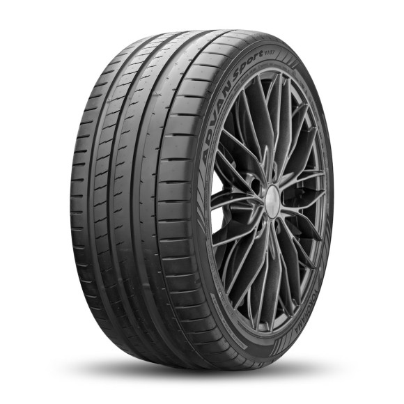 Шины Yokohama  245/40/21  Y 100 V107   старше 3-х лет